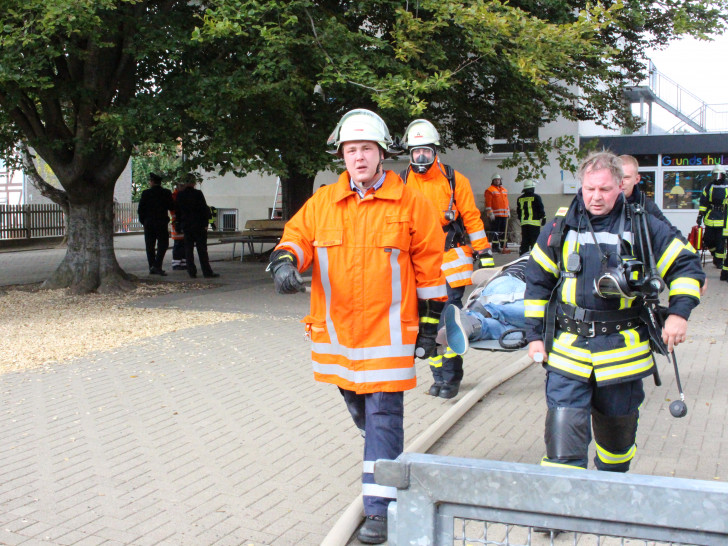 Feuerwehrübung in der Grundschule Kissenbrück. Fotos: Max Förster