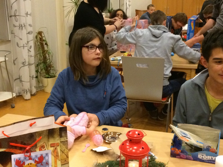 Freude bei den Kindern und Jugendlichen im Landhaus Querum. Fotos: Evangelische Stiftung Neuerkerode
