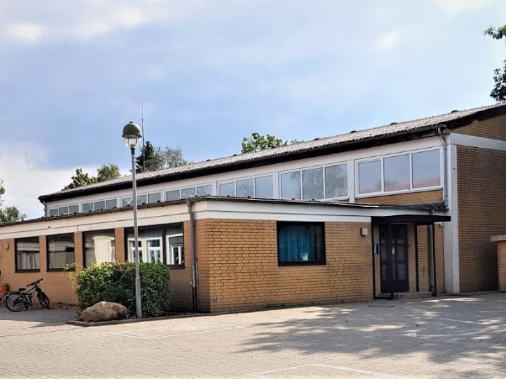 Die Turnhalle in Essenrode hat Probleme mit der Statik. Foto: Gemeinde Lehre