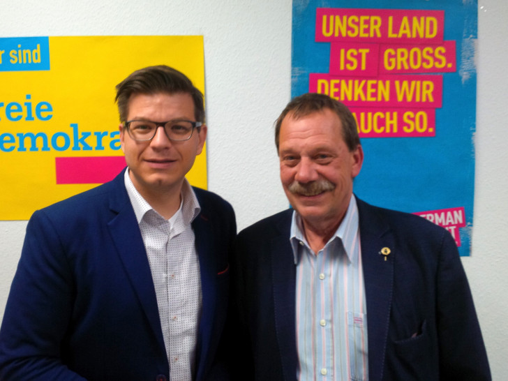 Thomas Fach  (re.)und Björn Försterling. Foto: FDP