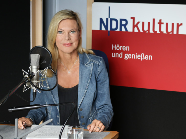 Nina Ruge im Studio von NDR Kultur in Hamburg beim Einsprechen des Audioguides für das neue Herzog Anton Ulrich-Museum.
© NDR Kultur Annika Bertram