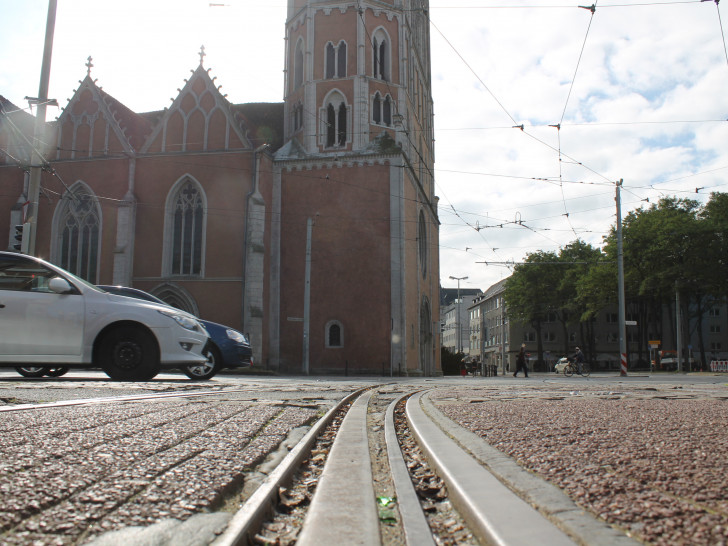 Am Hagenmarkt fahren seit heute keine Straßenbahnen mehr. Foto: Archiv/Christina Balder