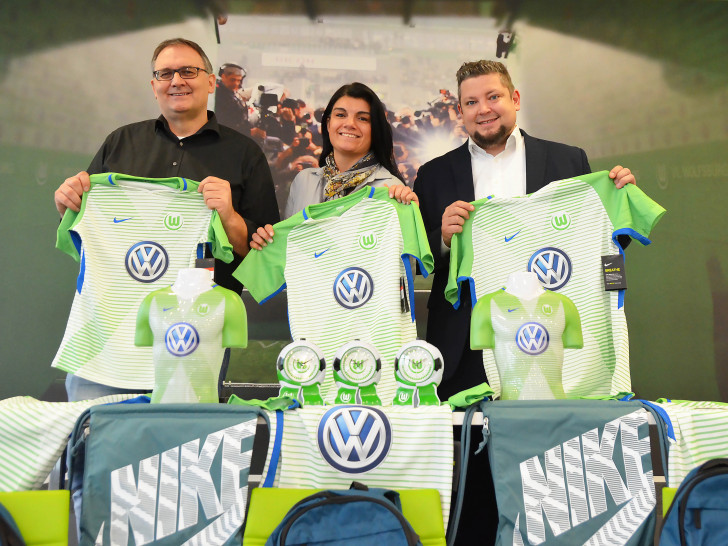 Betriebsrat Mario Kurznack-Bodner, Ramona Vit und Tobias Weigt. Foto: Betriebsrat VW