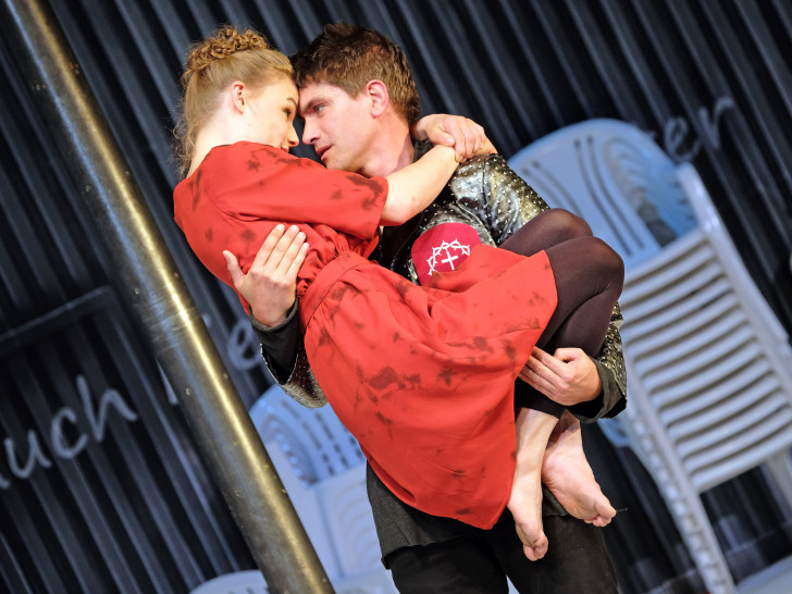 Plädoyer für Toleranz im Stadttheater. Foto: Falk von Traubenberg