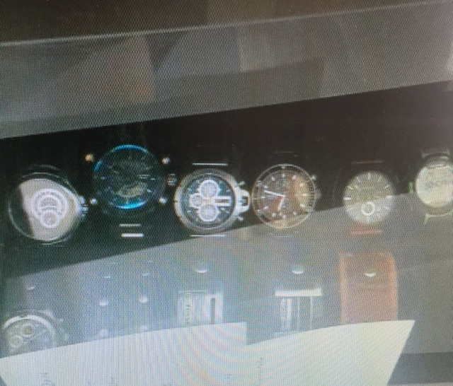 Diese Uhren sind teil des Diebesguts. Foto: Polizei Goslar