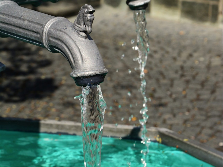 Kleine Erfrischung gefällig?
 Trinkwasserbrunnen sollen die Bürger erfrischen. Symbolfoto: pixabay