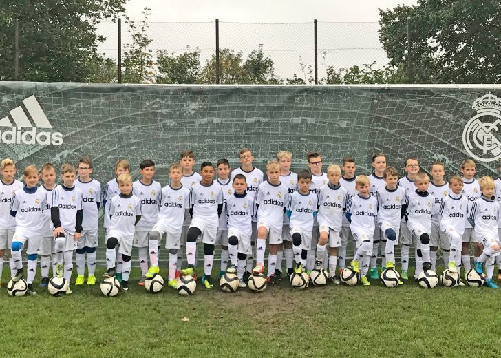 Fünf Tage weilte die Fußballschule von Real Madrid auf dem Bötschenberg. Foto: privat/Verein