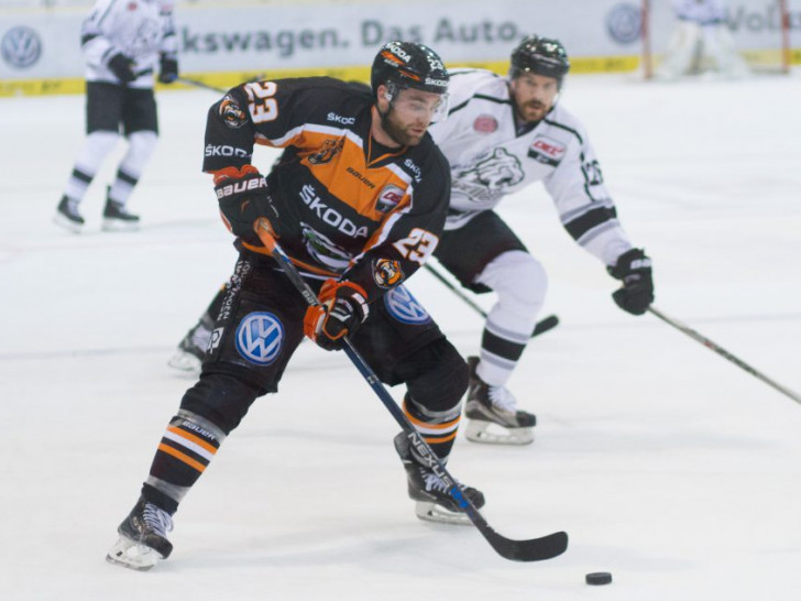 Das erneute Duell zwischen den Grizzlys und den Ice Tigers beginnt heute Abend. Foto: Brandes/PresseBlen.de/Archiv