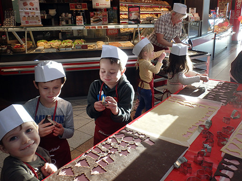 Fleißig wurde gebacken. Foto: Thorsten Raedlein/Stadt Wolfenbüttel