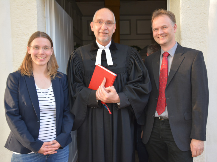Einführung und Abschied: v. l. Anne Basedau, Dr Volker Menke und Ulrich Schön. Foto: Kirchenkreis Peine