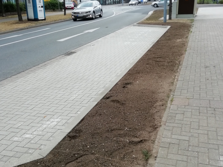 Die neu entstandenen Parkplätze samt Nebenanlagen. Foto: Stadt Wolfsburg
