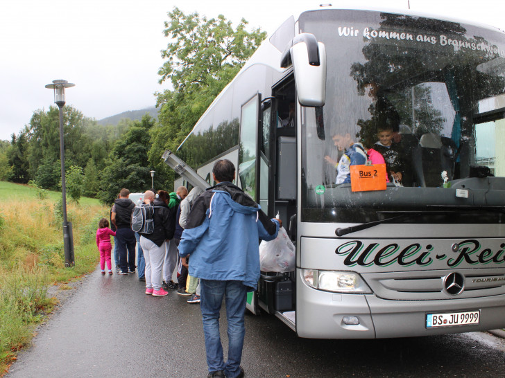 Am Samstag sind bereits die ersten Flüchtlinge in St. Andreasberg angekommen. Symbolfoto: Anke Donner