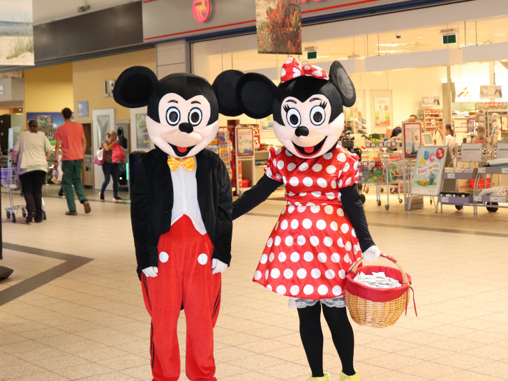 Mickey und Minnie begeisterten die Besucher im Forum. Fotos: Julia Seidel