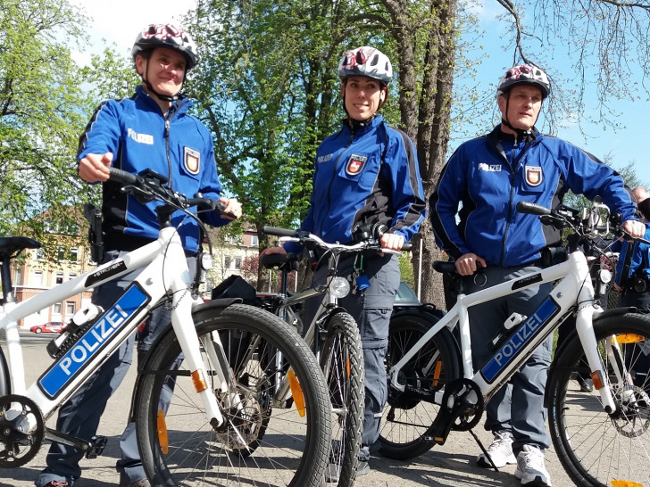 Beamtinnen und Beamte der Fahrradstaffel der Polizei Braunschweig. Foto: Polizei