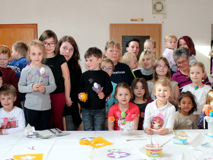 Osterbasteln in Roklum. Foto: Bernd-Uwe Meyer