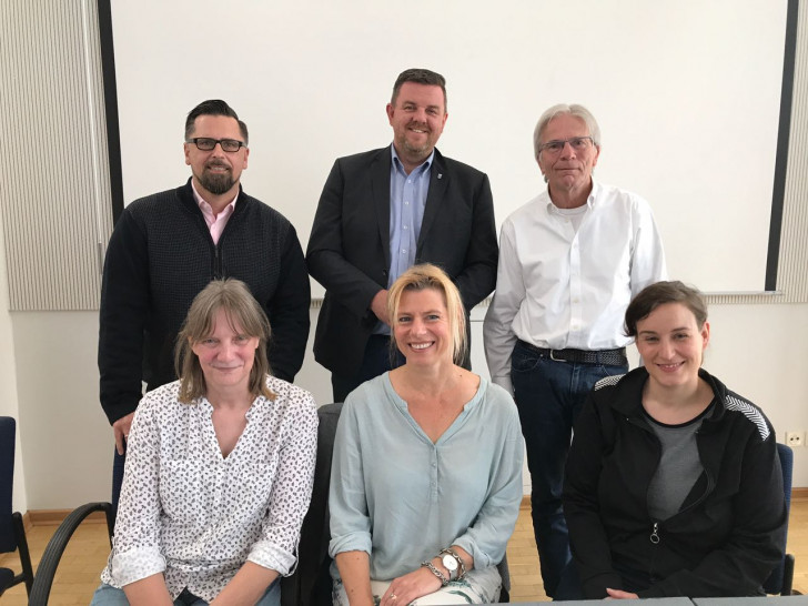 v.l.n.r. oben, Mirko Bloemke, Andreas Busch, Michael Pohling, unten Birgit Netwall, Carla Martin, Julia Kausche Foto: Gemeinde Lehre