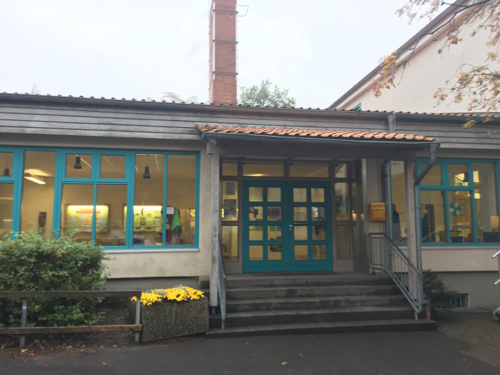 Der vollständige Ganztagsbetrieb an der Grundschule Am Geitelplatz soll erst zum Schuljahr 2018/2019 erfolgen. Foto: Anke Donner 