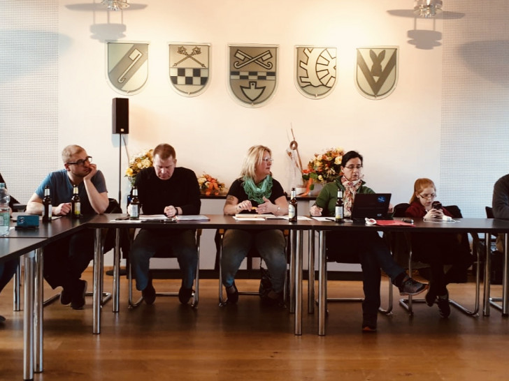  Der Vorstand während der Jahreshauptversammlung im Rathaus Grasleben. Foto: Förderverein Freizeitbad Grasleben