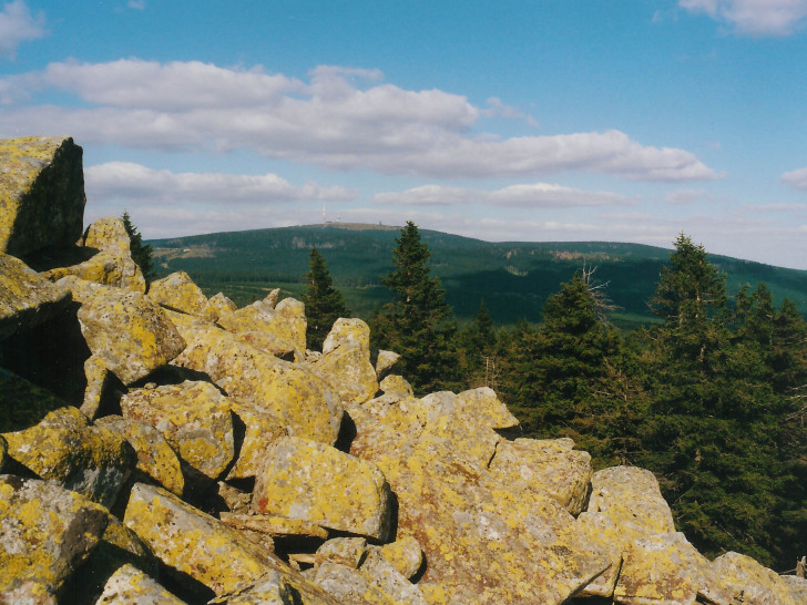 Die Achtermannkuppe ist einer der interessantesten Geotope im Nationalpark Harz. Foto: Störmer
