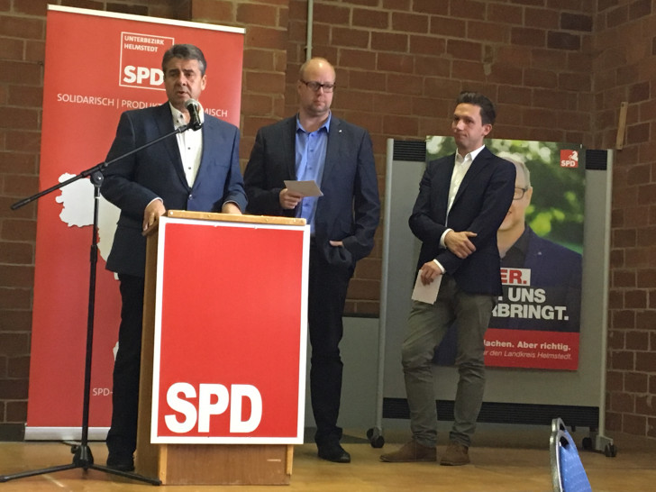 Außenminister und Vizekanzler Siegmar Gabriel, Landtagskandidaten Jörn Domeier und Bundestagsabgeordnete Falko Mohrs. Foto: SPD