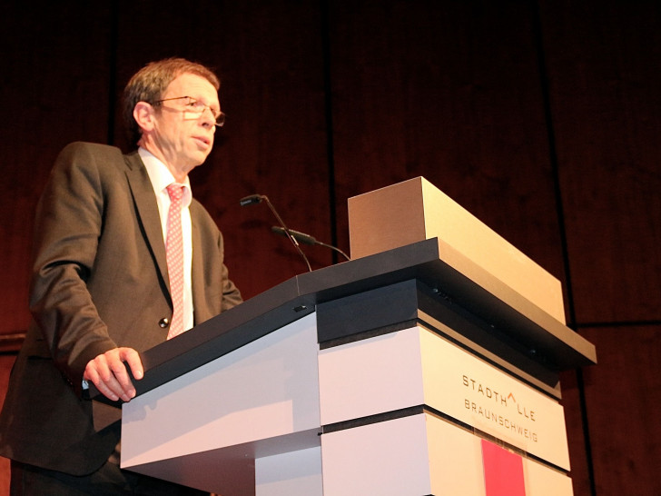 Der Oberbürgermeister Klaus Mohrs äußert sich zum Bundesverkehrswegeplan 2030. Foto: Archiv/Sina Rühland