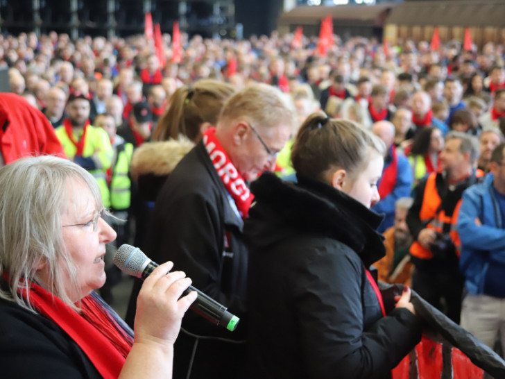 Zirka 7.000 Beschäftigte legten auch in der Region Braunschweig die Arbeit nieder. Foto: IG-Metall