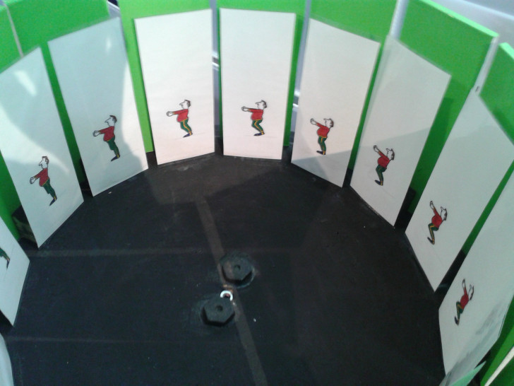 Das AHA-ERLEBNISmuseum stellt seine kommenden Veranstaltungen vor. Hier ein Beispiel aus Spielsachen mit physikalischem Pfiff Foto: AHA-ERLEBNISmuseum 