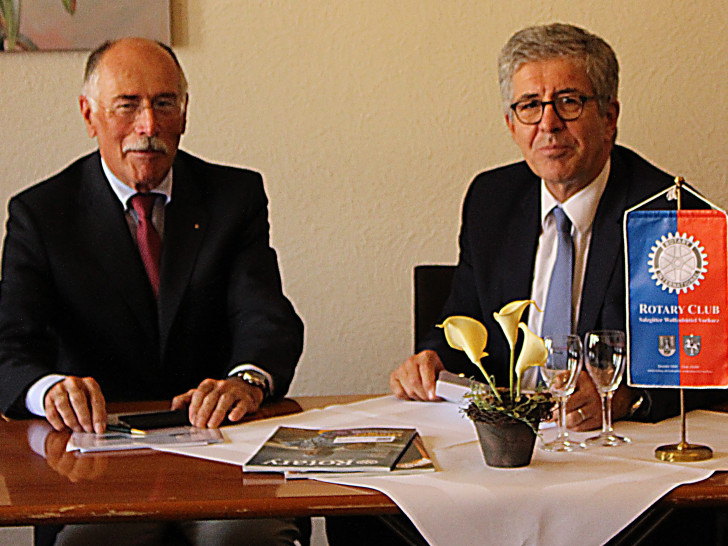 Hans H. Symens und Dr. Rolf Mayer planen das neue Präsidentschaftsjahr. Foto: Frederick Becker
