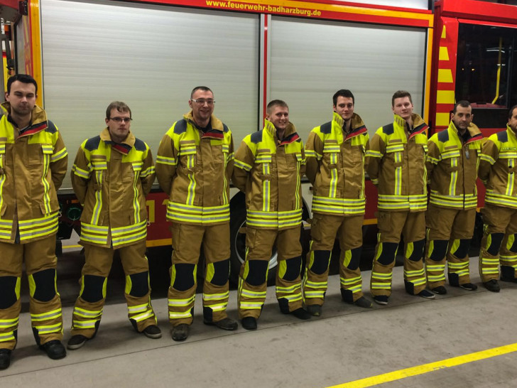 Zehn Kameraden der Feuerwehr der Stadt Bad Harzburg haben nun ihre neue Schutzkleidung erhalten. Foto: Feuerwehr Bad Harzburg