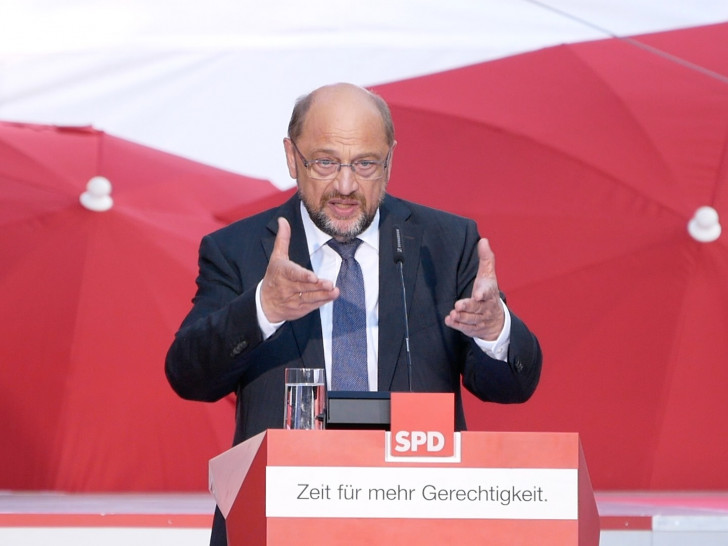 Parteichef Martin Schulz pries in seiner Parteitagsrede die Vorzüge einer etwaigen erneuten Koalition der SPD mit CDU gegenüber dem Gang in die Opposition. Symbolfoto: Alexander Panknin