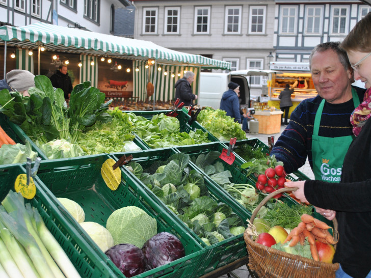 Der Wochenmarkt in Goslar. Foto: Goslar Marketing GmbH