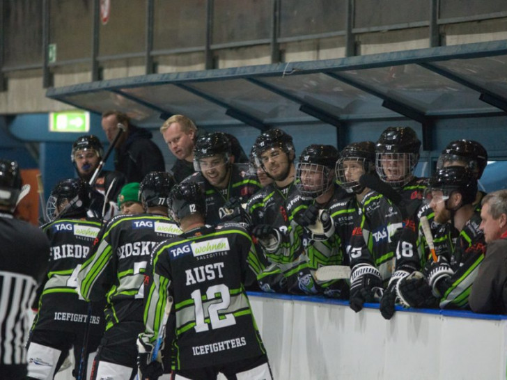 Können die Icefighters die Niederlage aus dem Hinspiel wieder wett machen? Foto: Jens Bartels