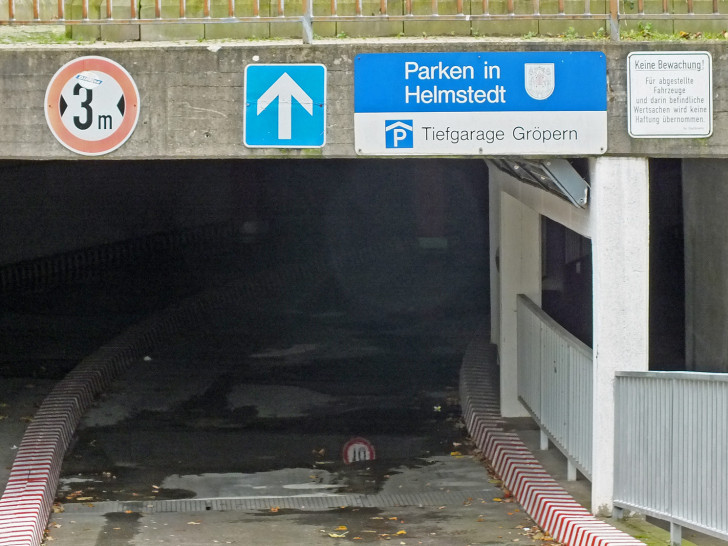 Die Einfahrt zur Tiefgarage am Gröpern. Foto: Verkehrswacht/Achim Klafehn