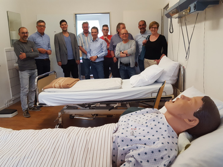 Der SPD-Ortsverein Seesen informierte sich über die Ausbildung der angehenden Pflegekräfte. Foto: Asklepios