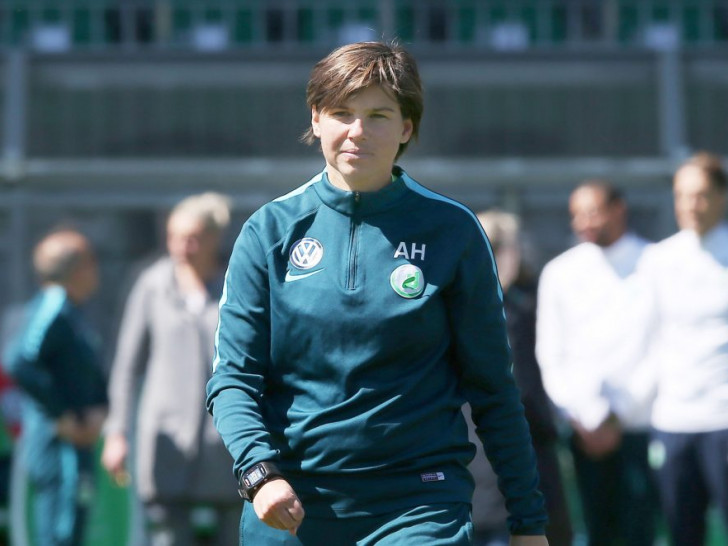 Bleibt weiterhin Teil des erfolgreichen Trainerteams beim VfL Wolfsburg: Ariane Hingst. Foto: Agentur Hübner