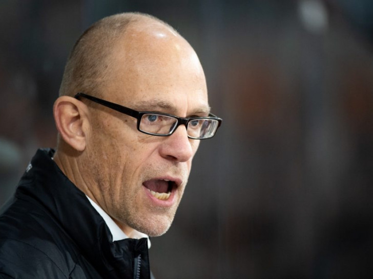 Trainer Hans Kossmann muss nach knapp fünf Monaten gehen. Foto: Marco Leipold/City-Press GmbH/Archiv
