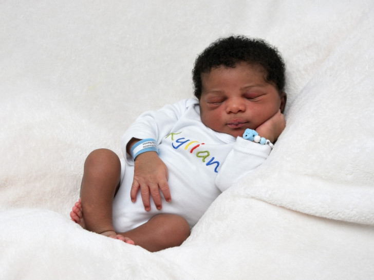 Willkommen: Kylian Wabet. Foto: babysmile24.de