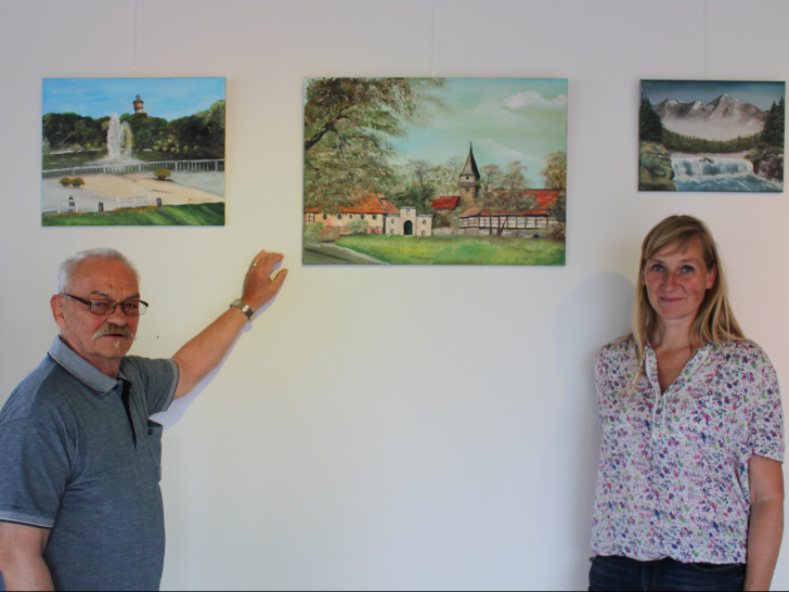 Künstler Peter Florian und Walburga Schmidt in der neuen Schmidt-Terminal-Ausstellung. Foto: Jan Borner