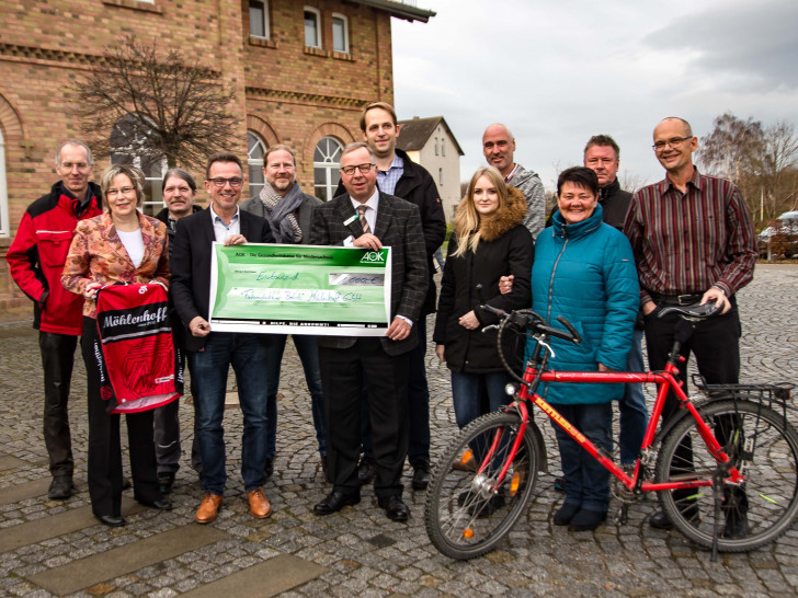 Die 1.000 Euro sollen wieder in die Fahrradgruppe investiert werden. Foto: Rudolf Karliczek