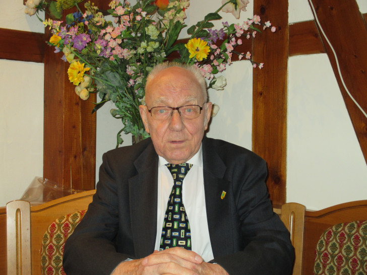 Sicktes Altbürgermeister Dieter Lorenz schickt seine Ostergrüße. Foto: Privat