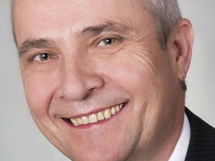 Landrat Thomas Brych hat seinen viel diskutierten Vorschlag zur Kreisumlage erweitert. Foto: photogeno