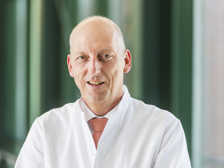 Prof. Dr. Heller, Chefarzt der Orthopädischen Klinik im Herzogin Elisabeth Hospital,  ist zum Ehrenmitglied des Bundesverbands der Orthopäden und Unfallchirurgen ernannt worden. Foto: Herzogin Elisabeth Hospital
Dienstleistungs GmbH