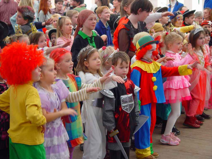 Auf der großen Party wird es viele lustige Aktivitäten für Kinder geben. Foto: Nils Hübner Veranstaltungsservice