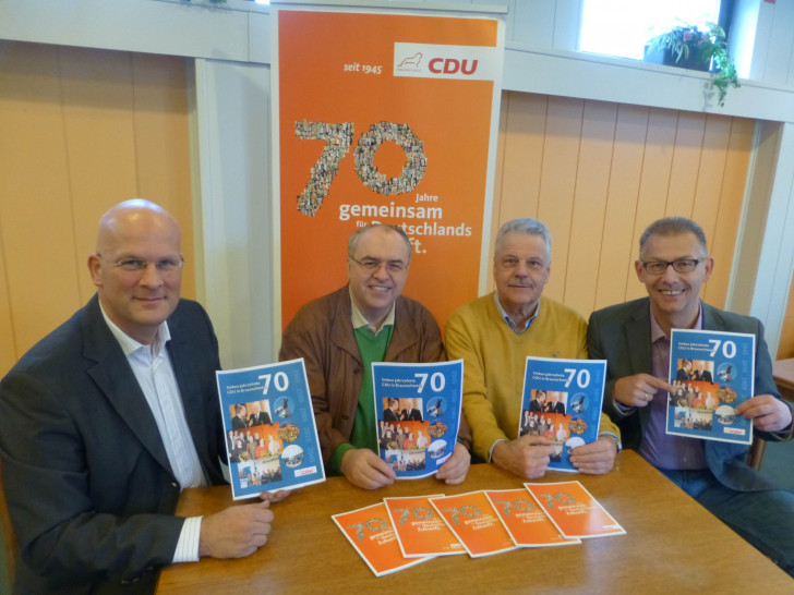 Von links: Olaf Hartmann, Dr. Burkhard Budde, Dieter Burfeind, Henrik Grotjahn. Foto: privat