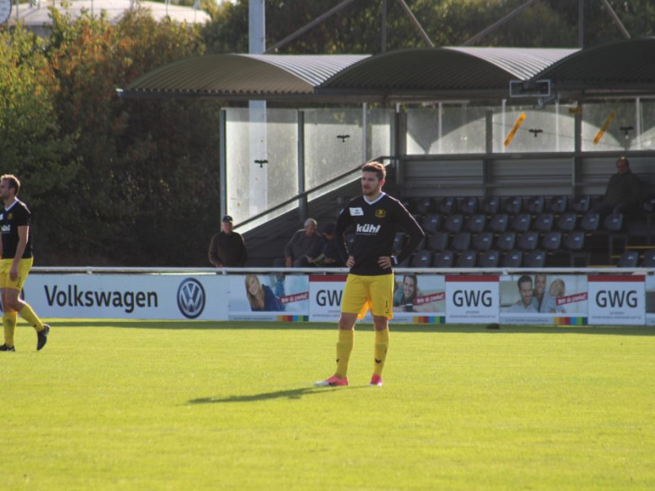 Hängende Köpfe bei den Schwarz-Gelben. Foto und Text: Fabian Rampas