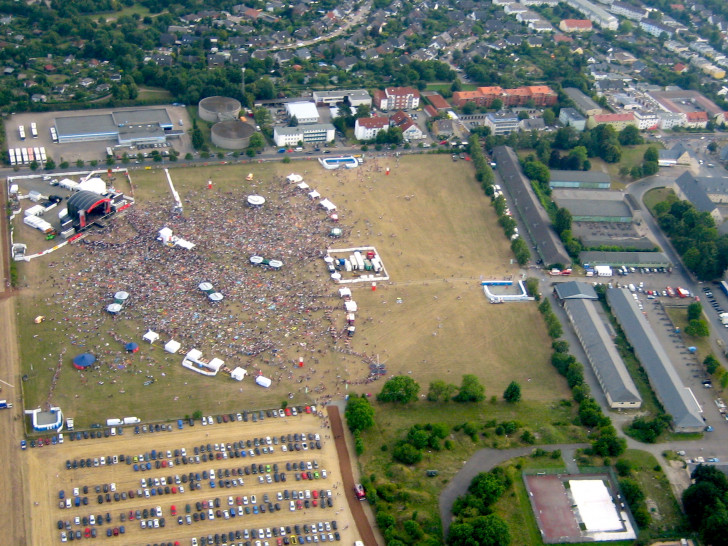 Das stars@ndr2 Festival lockte am Samstag 40.000 Besucher an den Exer. Foto: Timo Musiol/Luftsportgemeinschaft Wolfenbüttel