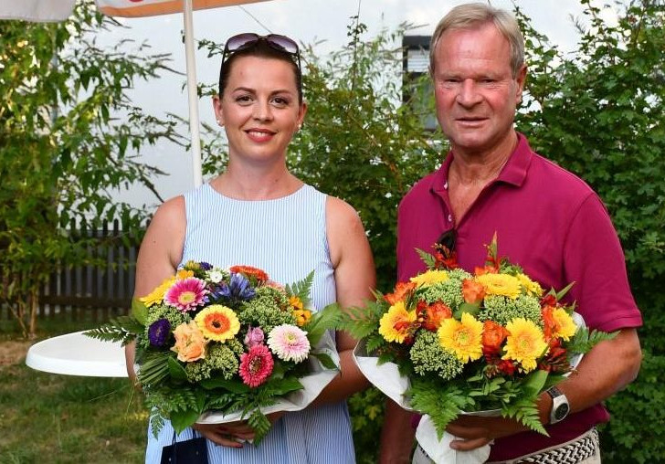 Mimoza Morina und Hans-Jürgen Braun wurden für ihre bisherige Arbeit im Kreisvorstand geehrt. Foto: Andreas Meißler