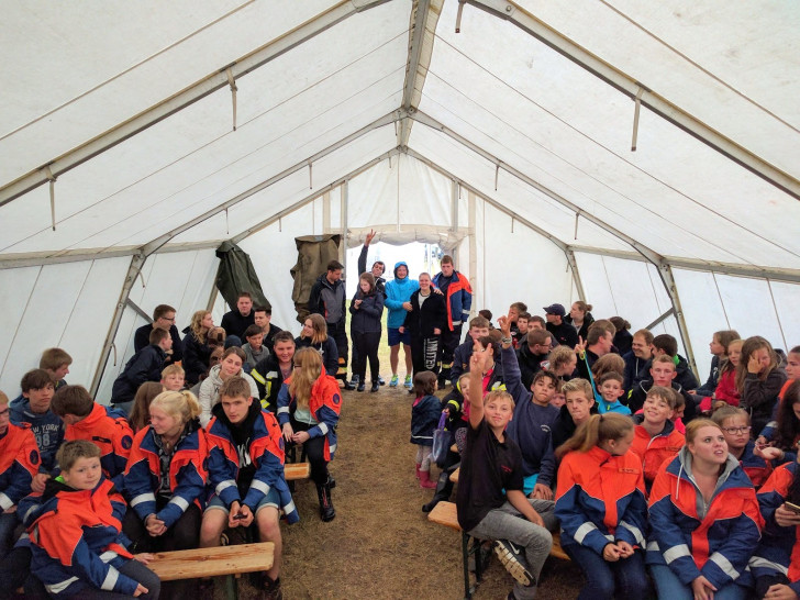 Eine Woche verbrachten die Jugendlichen der Jugendfeuerwehren der Gemeinde Lehre im Zeltlager in Winsen an der Aller. Foto: Gemeinde Lehre