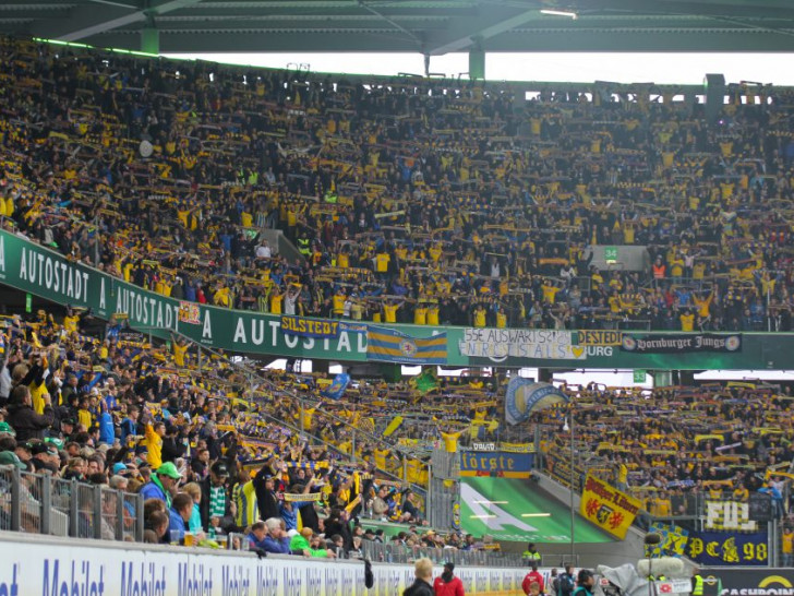 Blau-gelbe Invasion in Wolfsburg? Foto: Frank Vollmer