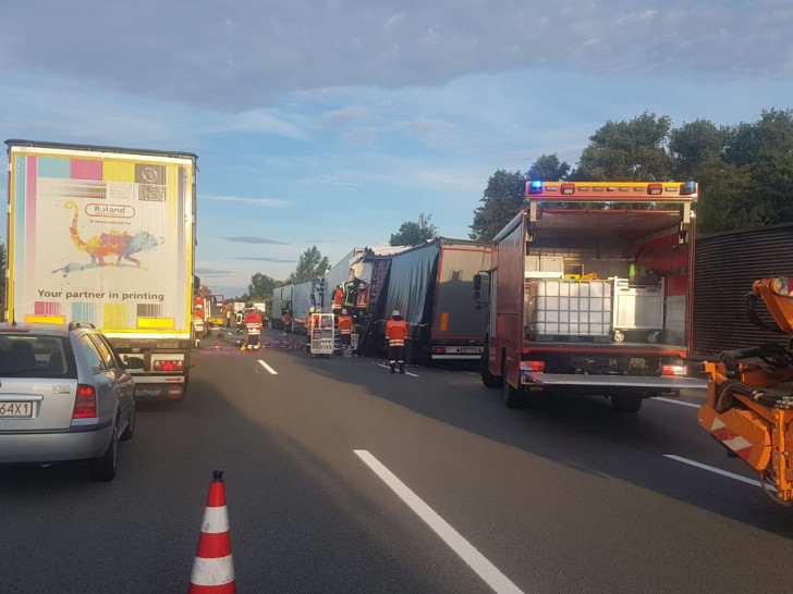 Mehrere Unfälle auf der A2 verursachen kilometerlange Staus. Foto: aktuell24